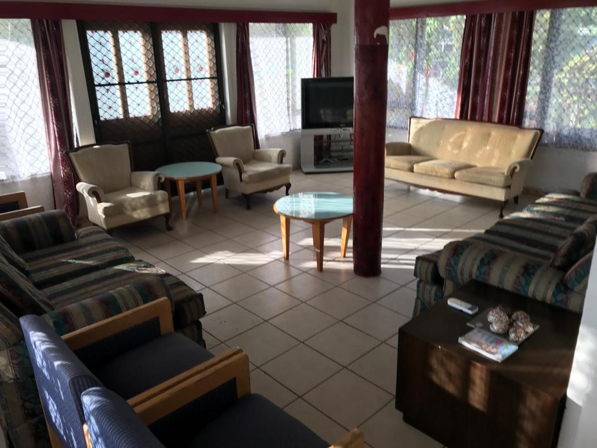 Tonga Holiday Villa 누쿠알로파 외부 사진